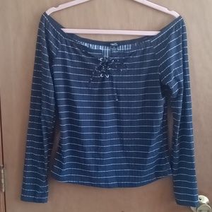 NWOT Rue21 long sleeve navy blue pinstripe off the shoulder top size XL